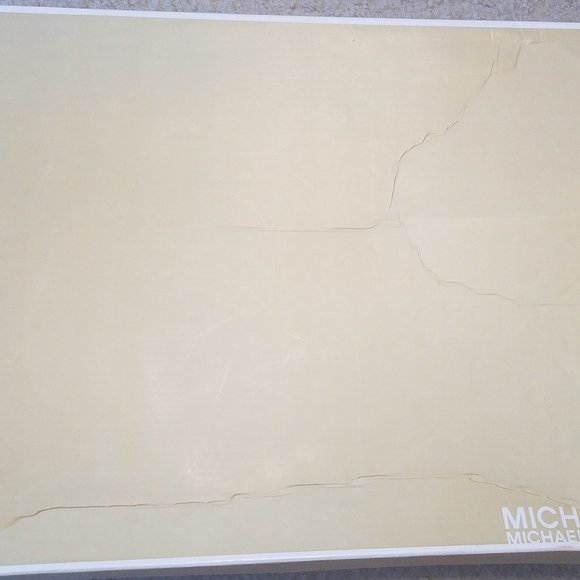 Michael Kors Mid Rainboots - Picture 6 of 7